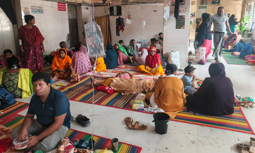 খুমেক হাসপাতালে ইন্টার্ন চিকিৎসকদের কর্মবিরতি